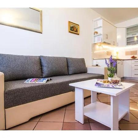 Cozy And Spalato